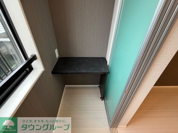 レヴメゾン神山四番館の物件内観写真